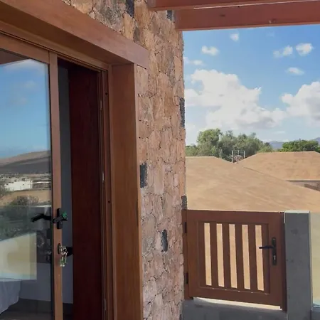 - Upper Deck Double Private In Barbuja Tefía