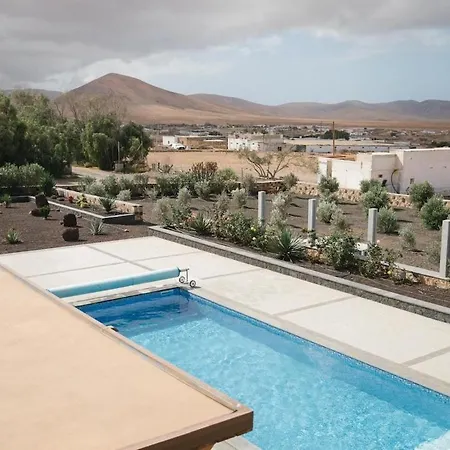 - Upper Deck Double In Barbuja Apartment